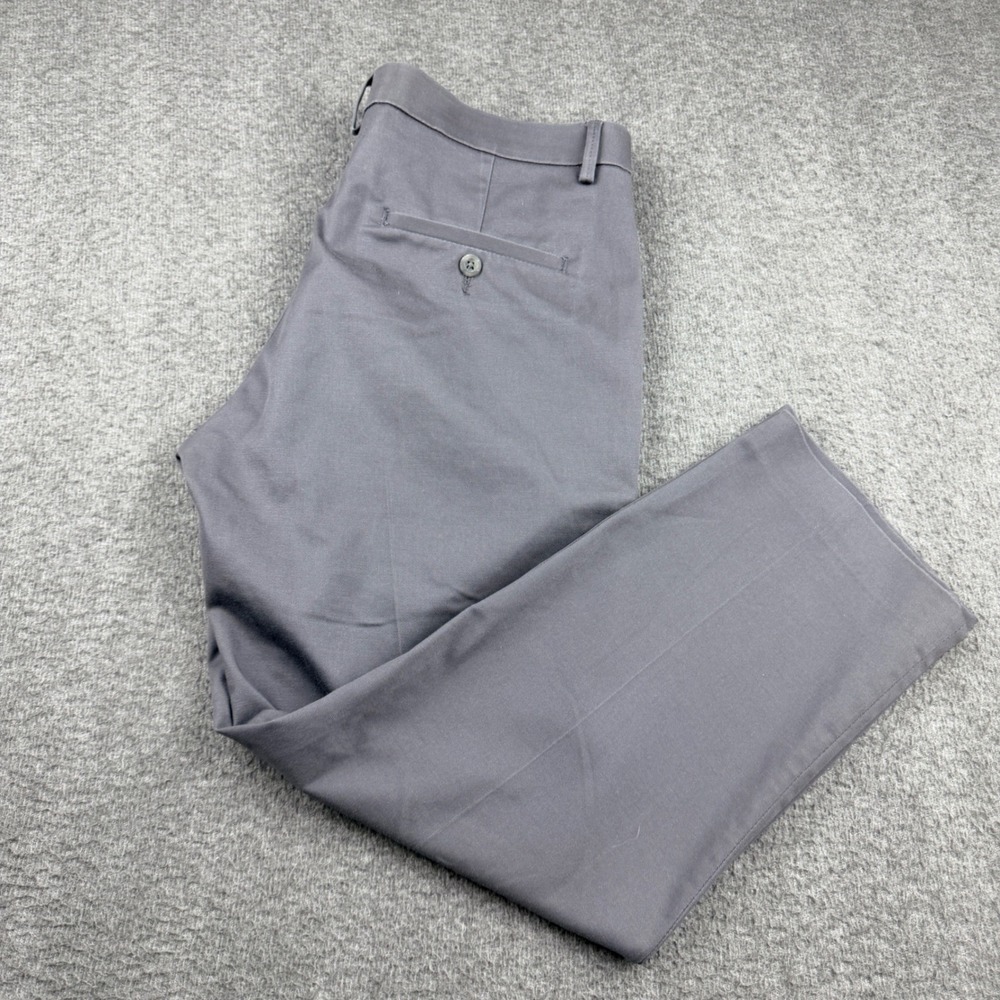 Haggar Iron Free Premium Khaki Pants Men's 32x29 Gray Flat Front Chino‎ Stretch